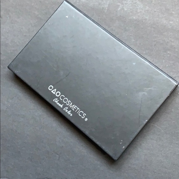 CAO cosmetics Cheek Color palette - Picture 5 of 5